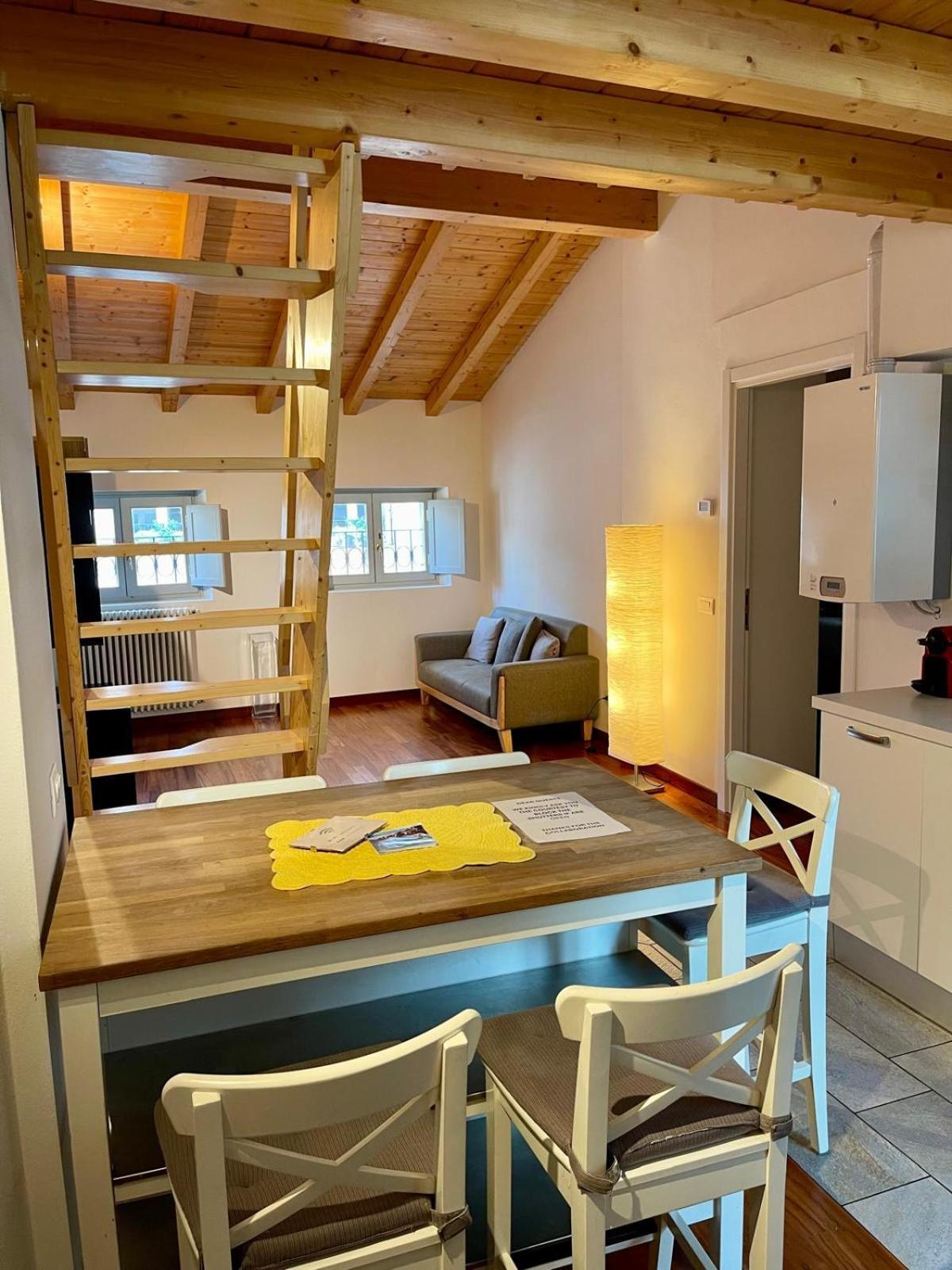 Calicantus Apartments Atena Комо Экстерьер фото
