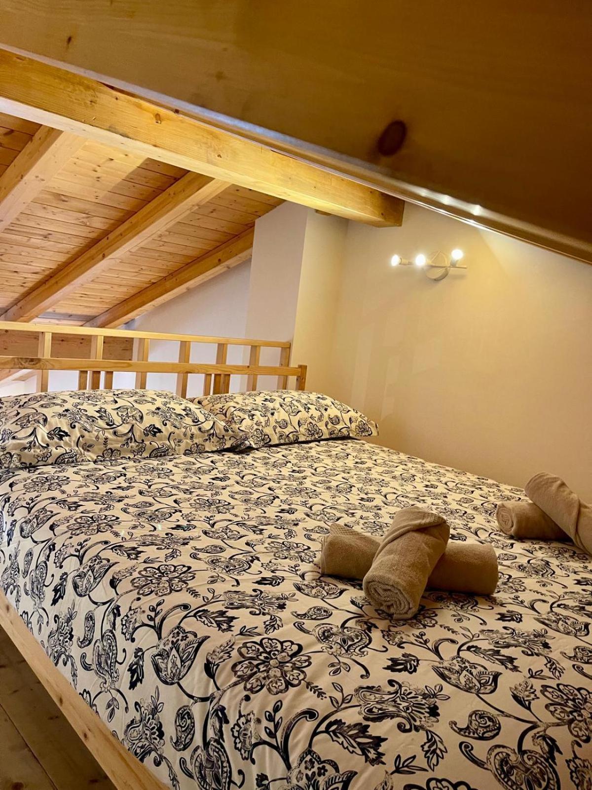 Calicantus Apartments Atena Комо Экстерьер фото